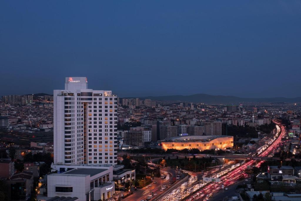 Nespecifikovaný výhled na destinaci Istanbul nebo výhled na město při pohledu z hotelu