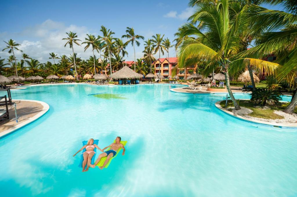 Bazén v ubytování Punta Cana Princess Adults Only - All Inclusive nebo v jeho okolí