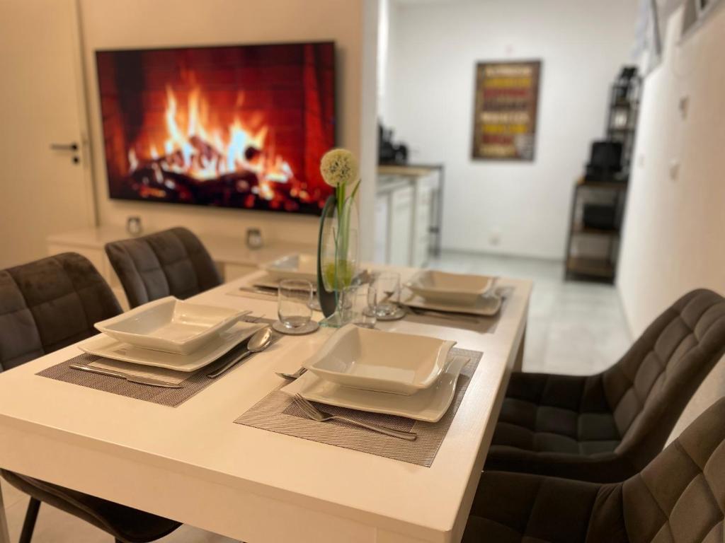 Posezení v ubytování Business Suite 04 mit Netflix Premium & Parkplatz, zentral zu Audi & Schwarz Gruppe with Fußbodenheizung