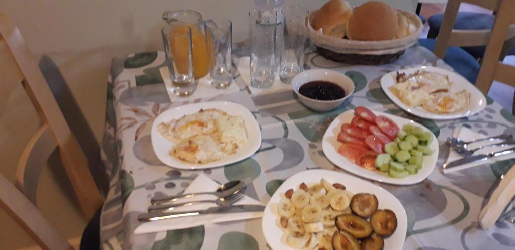 Jídlo v hotelu nebo okolí