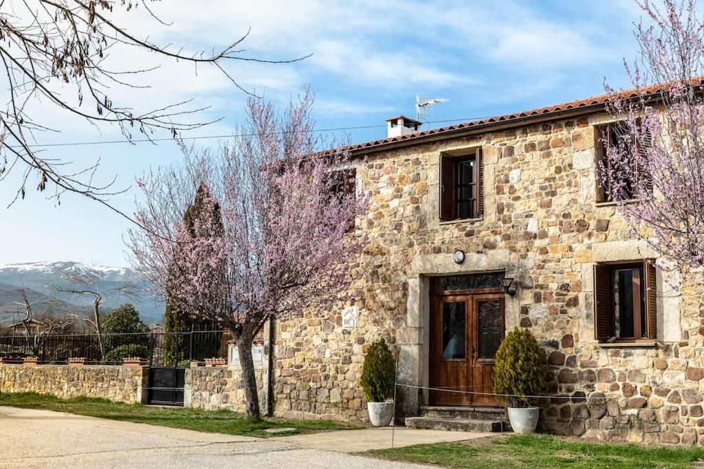 La Lastra Casa Rural - Housity