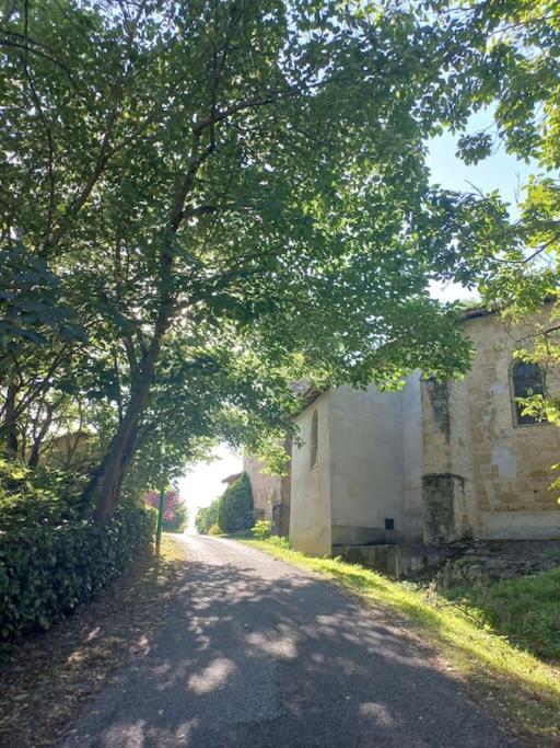 Zahrada ubytování Vue exceptionnelle et sauna à 1h de Toulouse.