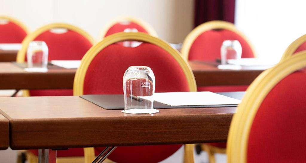 Victor's Residenz-Hotel Leipzig - Resim 35