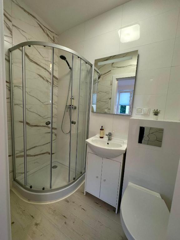 Elbląska Noclegi - Triple Chambre Avec Salle De Bain Privée