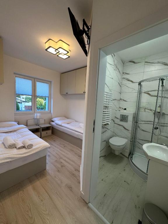 Elbląska Noclegi - Chambre Double Avec Salle De Bain Privée