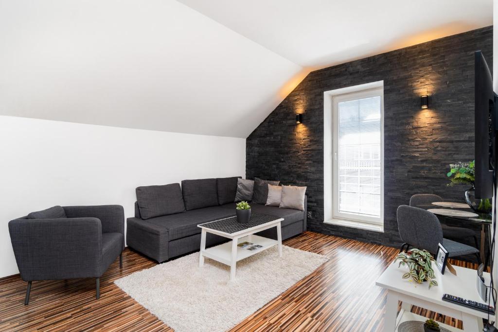 Beautiful Apartments With Parking In a Quiet Location - 2