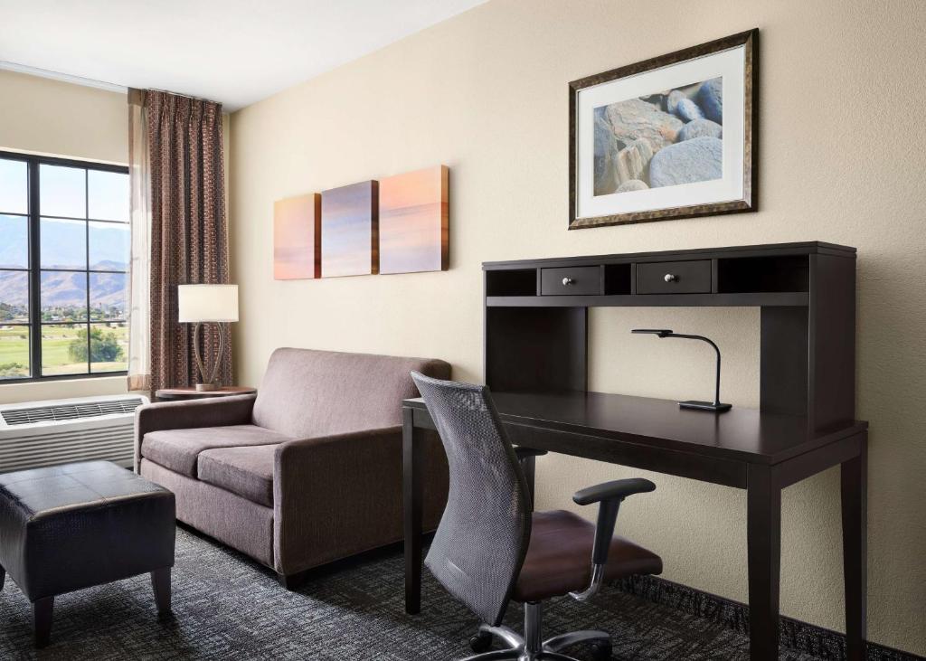 Homewood Suites by Hilton Cathedral City Palm Springs - King Studio Suite Avec View Mountain