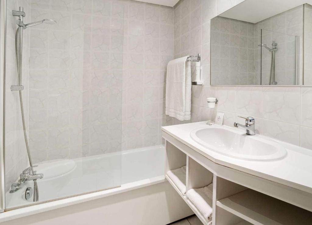 Domaine de Charmeil - Chambre Lit Queen-Size Standard