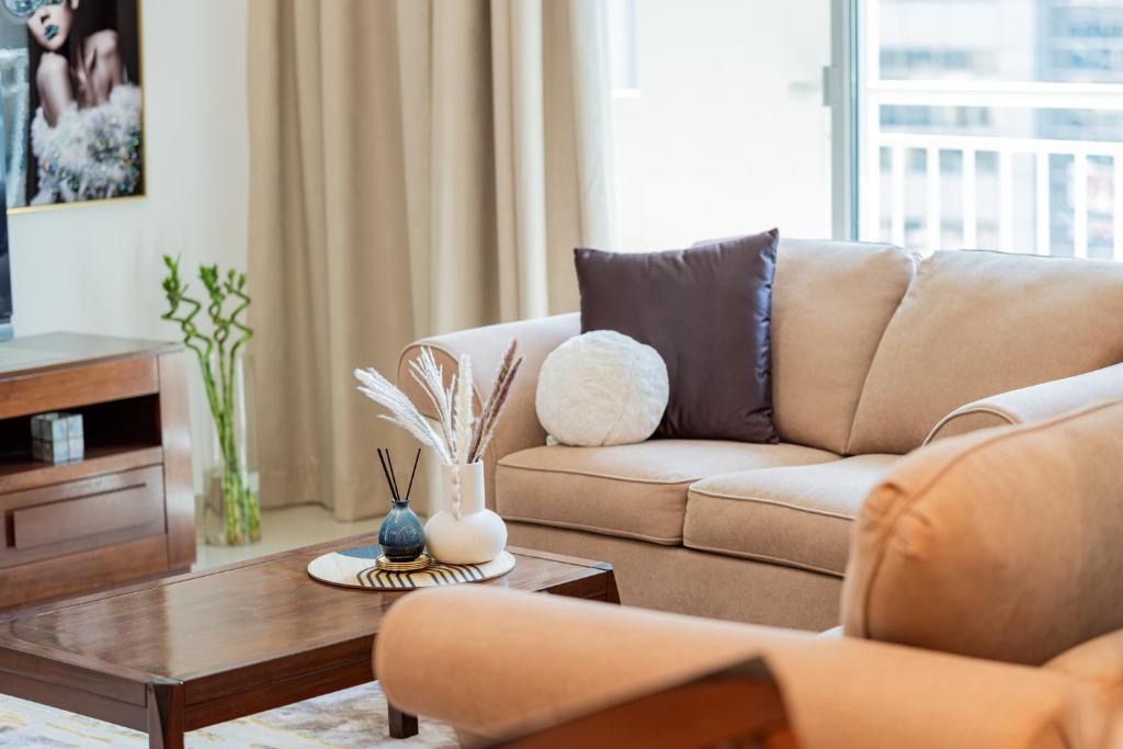 Dubai Marina,JBR -Luxurious 2 BR King Suite - Resim 31