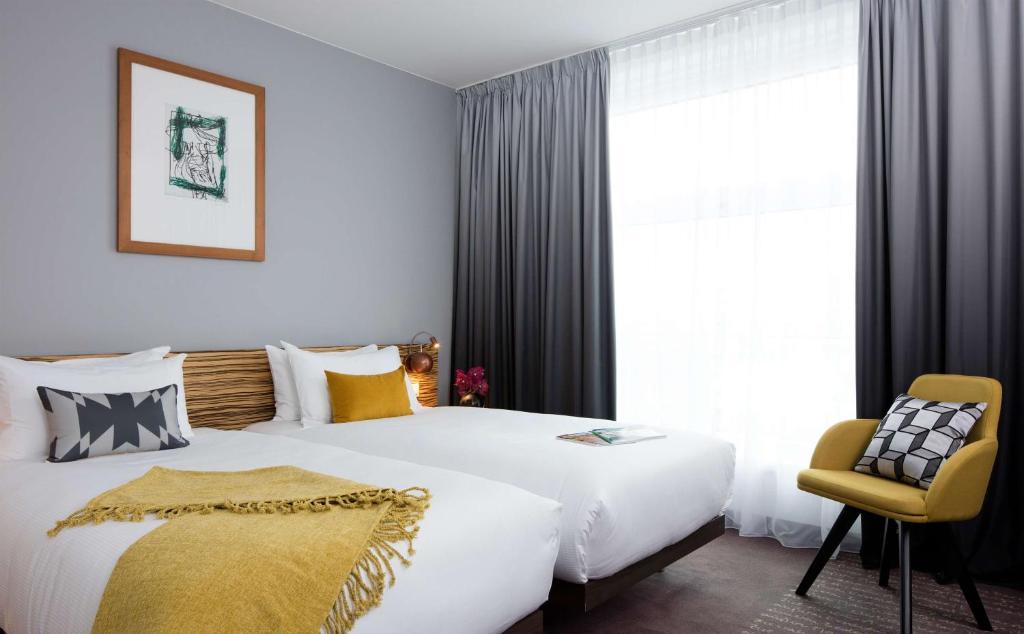 art'otel berlin mitte, Powered by Radisson Hotels - Resim 16