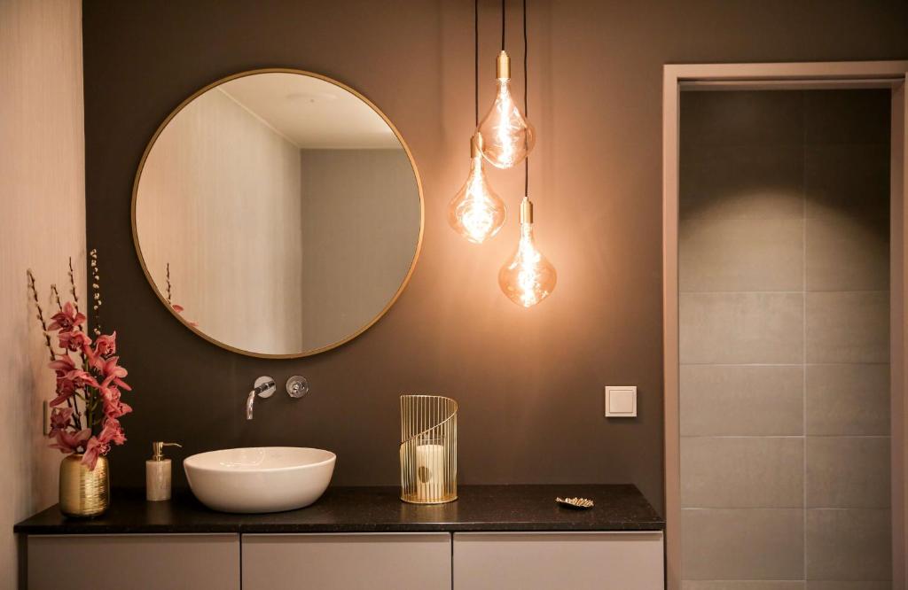 art'otel berlin mitte, Powered by Radisson Hotels - Resim 36