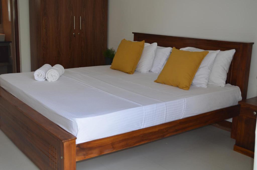 Postel nebo postele na pokoji v ubytování Silina Airport Residence & Transit Hotel