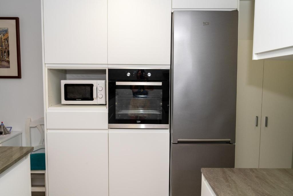 A kitchen or kitchenette at Los tres castells