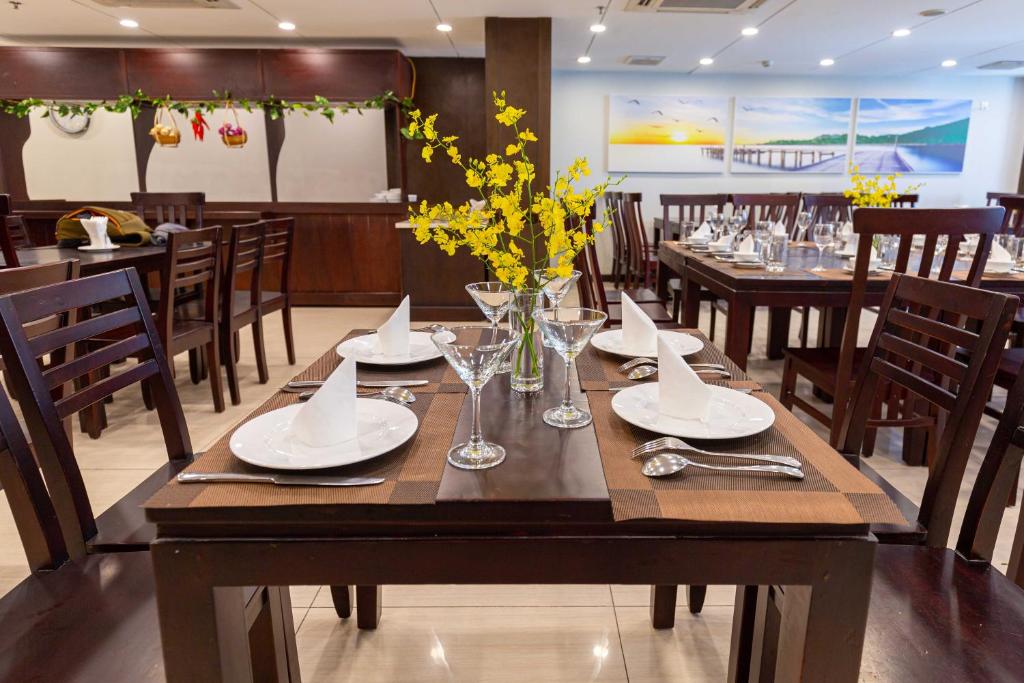 Nhà hàng/khu ăn uống khác tại Navy Hotel Nha Trang