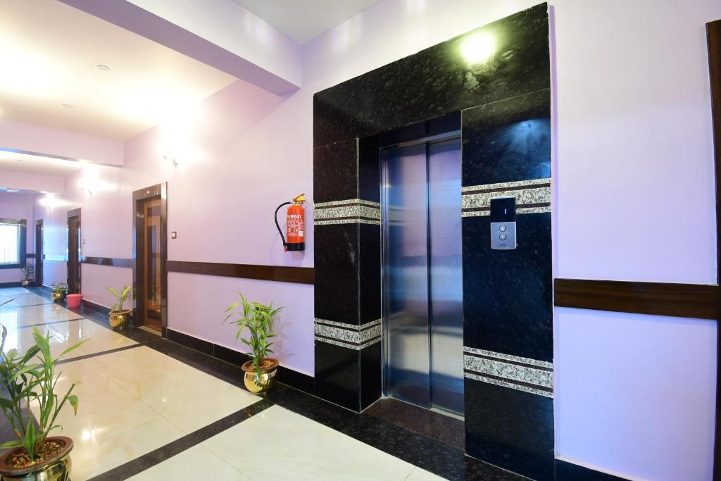 TV a/nebo společenská místnost v ubytování HOTEL SUSHREE INTERNATIONAL
