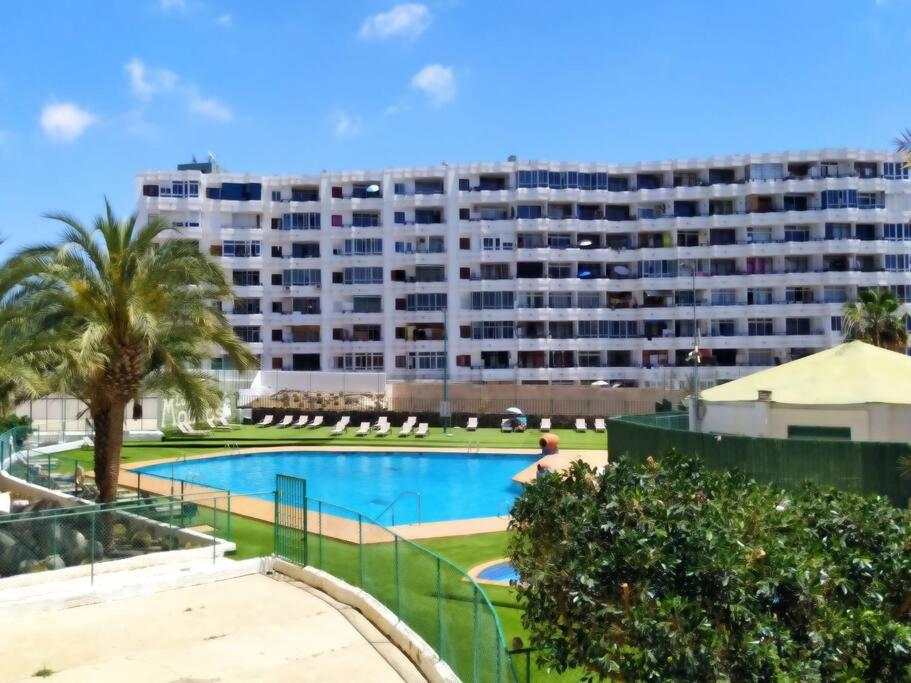 Bazén v ubytování Design flat in central place nhere Yumbo nebo v jeho okolí