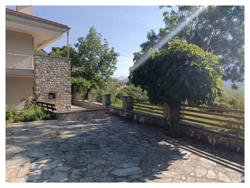 Fotografie z fotogalerie ubytování Orminia ground level v destinaci Monolíthion