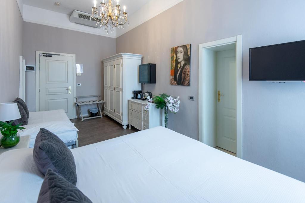 Hotel Ristorante Ala d'Oro - 11