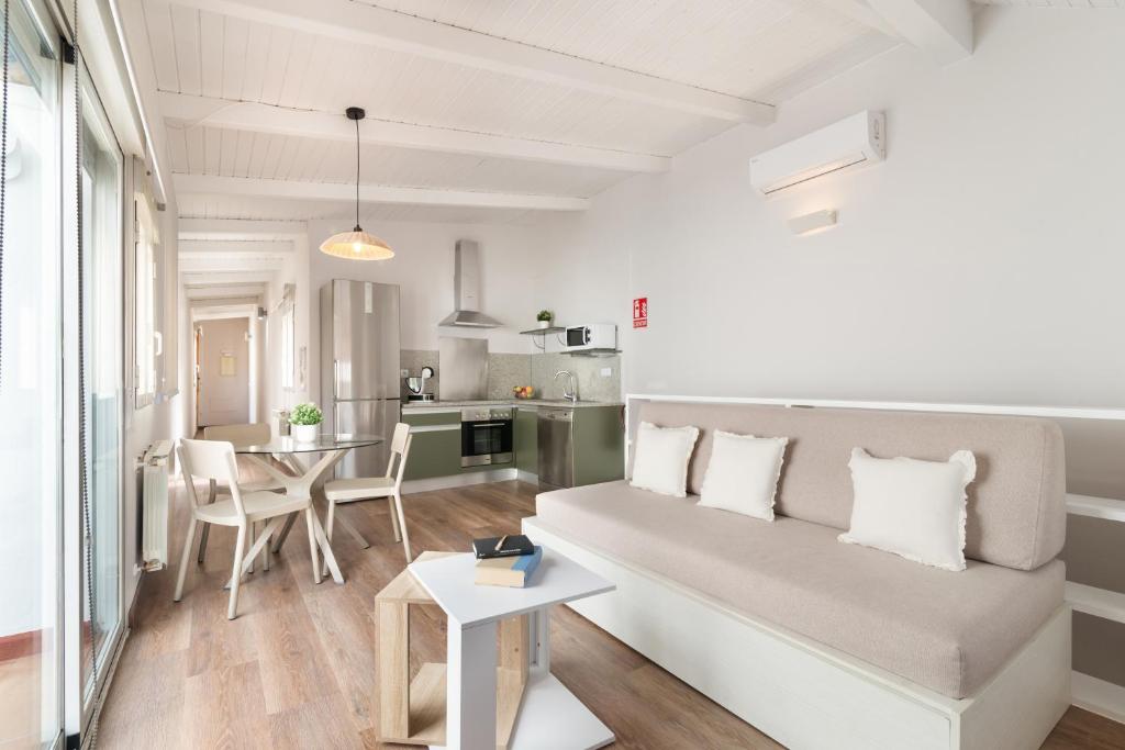 Roisa Centro, Madrid – Updated 2023 Prices