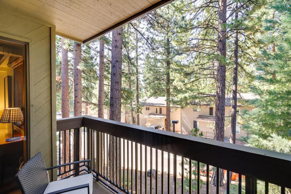 a balcony with a view of the trees at Incline Village Condo with Balcony 1 Mi to Trail! in Incline Village