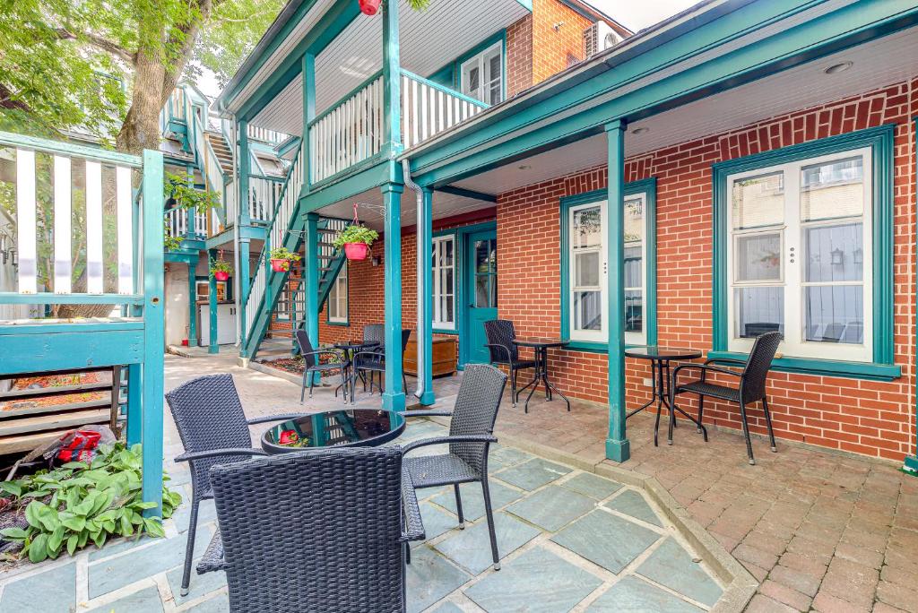 North House - Beautiful Vieux 2 Bedroom Apt - Resim 17