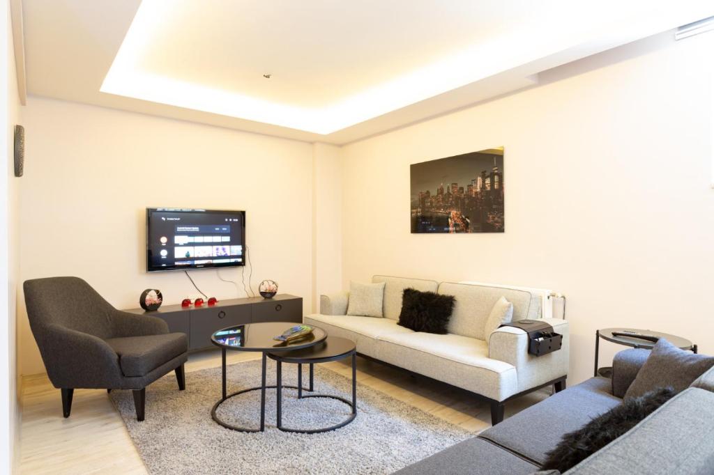 One and Only Brandnew Full Apartment