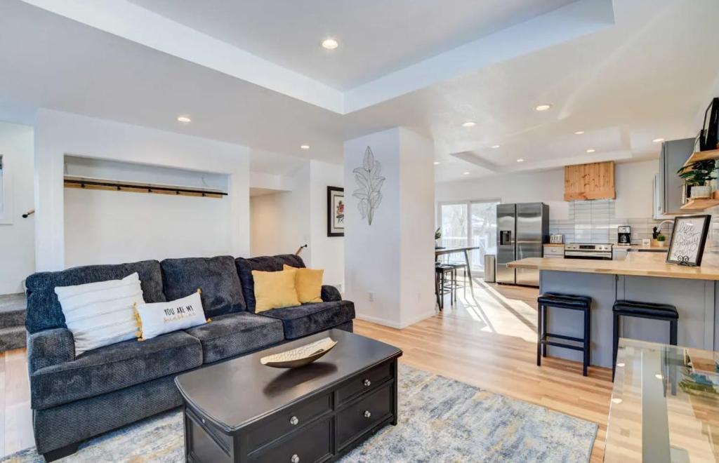 Moorhead Home Rental Near Downtown Fargo - Housity