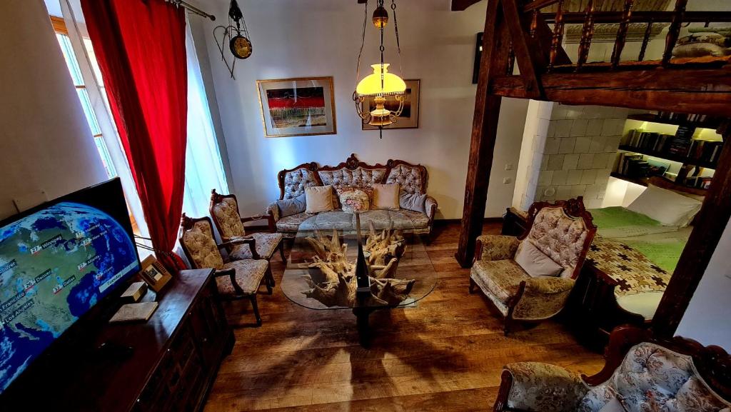 Medieval Super Studio - Квартира с двумя спальнями