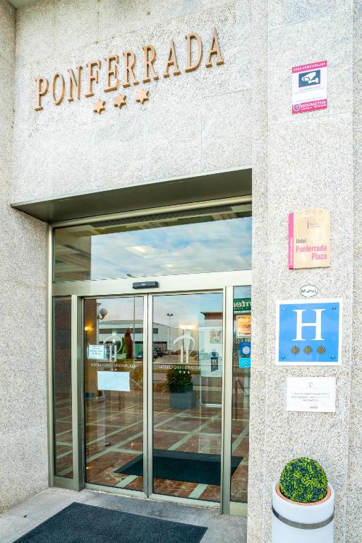 Ponferrada Plaza, Ponferrada – Precios actualizados 2023