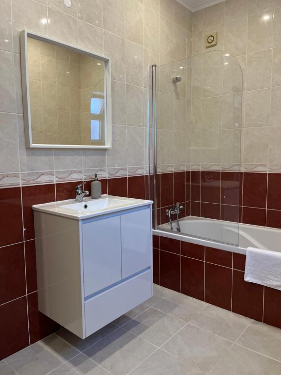 Vila Glória Guesthouse - 19