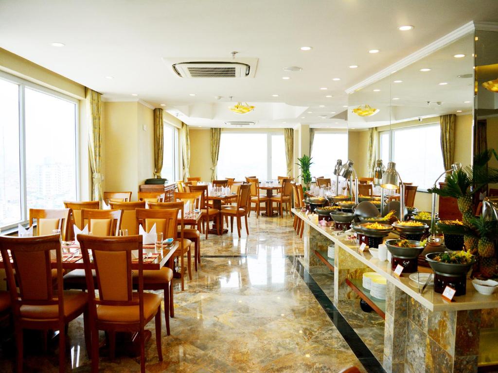 Restaurace v ubytování A25 Luxury Hotel