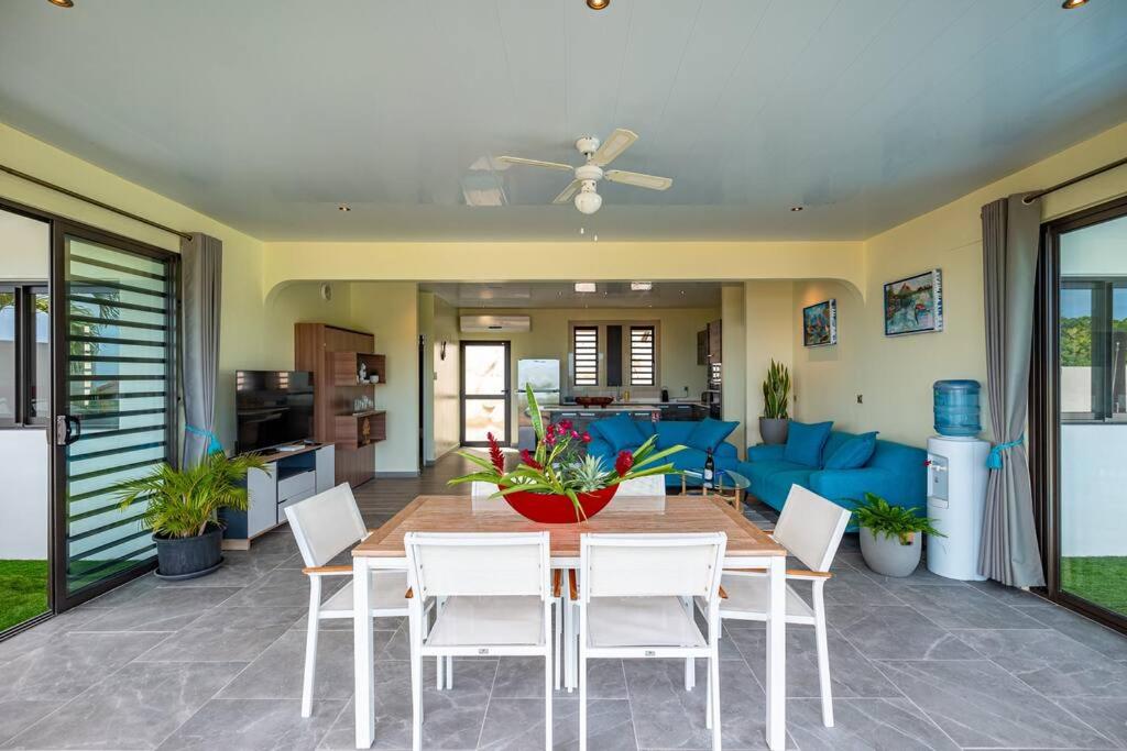 Posezení v ubytování Sunset Villa Bora Bora