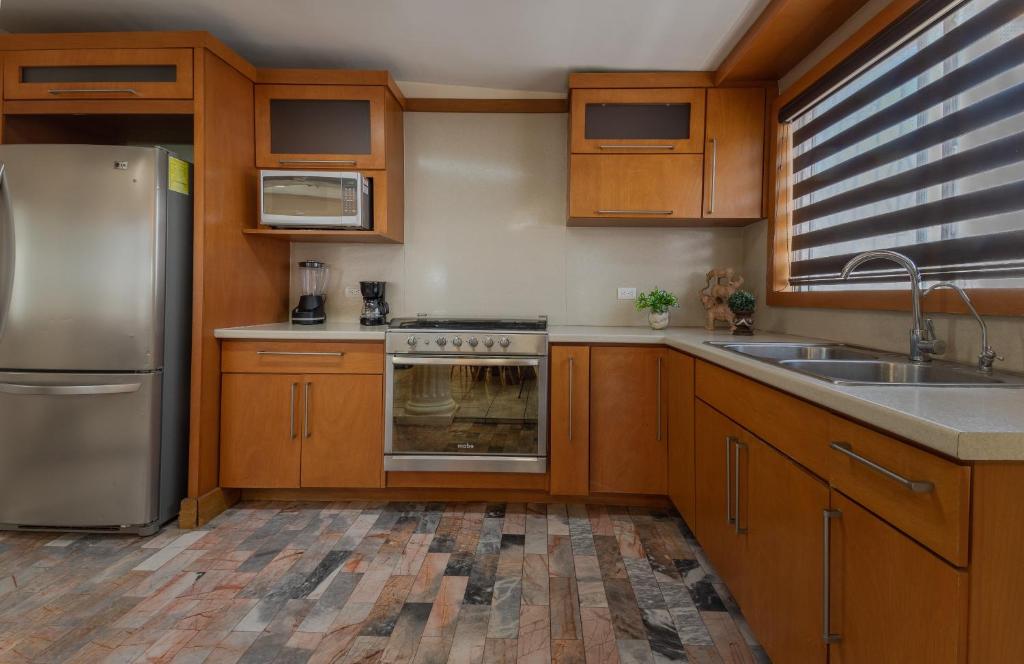 Kuchyň nebo kuchyňský kout v ubytování Casa Elefante hermosa y Centrica