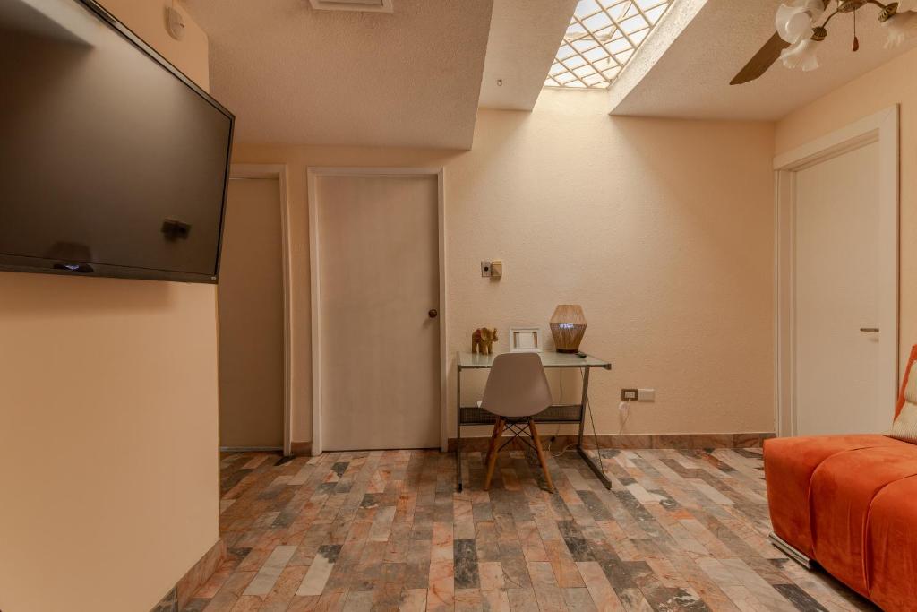 TV a/nebo společenská místnost v ubytování Casa Elefante hermosa y Centrica