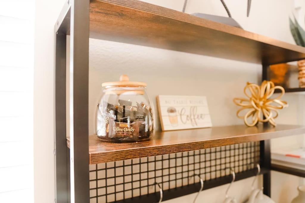 Foto sihtkohas Pottsboro asuva majutusasutuse The Little Getaway-Sleeps 4, Firepit, Pet friendly galeriist