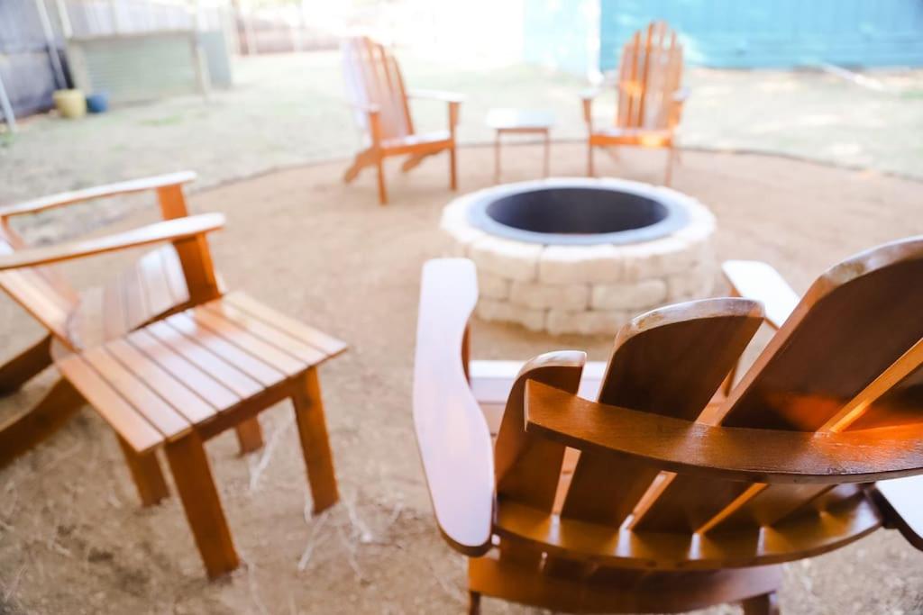 Foto sihtkohas Pottsboro asuva majutusasutuse The Little Getaway-Sleeps 4, Firepit, Pet friendly galeriist