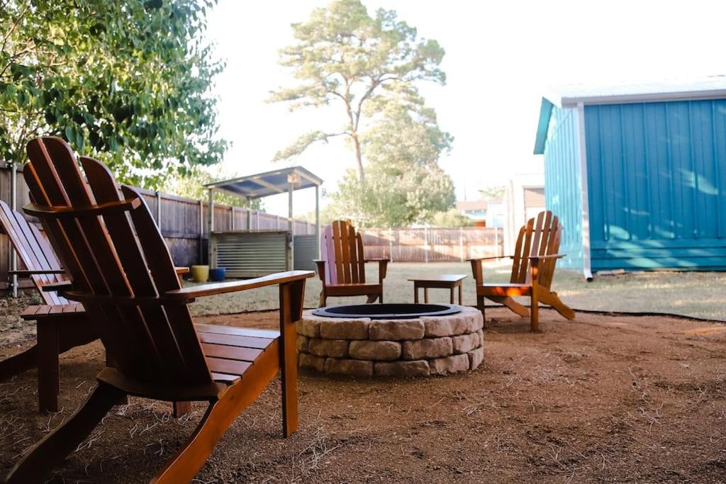 Siseõu või muu väliala majutusasutuses The Little Getaway-Sleeps 4, Firepit, Pet friendly