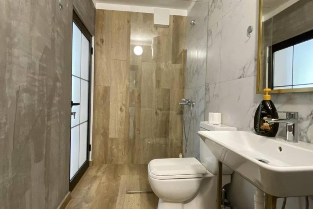 Central Apartment M. Shyri str.1 - Imazhi 3