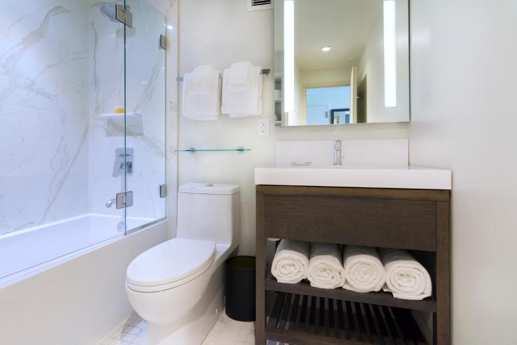 The Benson Portland, Curio Collection by Hilton photo