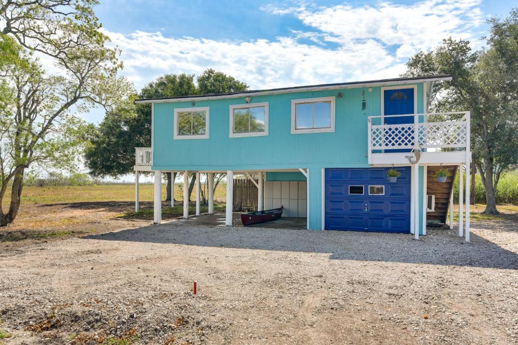 PetFriendly Freeport Vacation Rental with Deck!, Freeport (updated