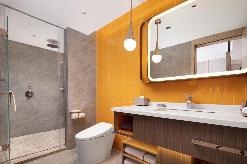 Koupelna v ubytování Home2 Suites by Hilton Chengdu Kuanzhai Alley