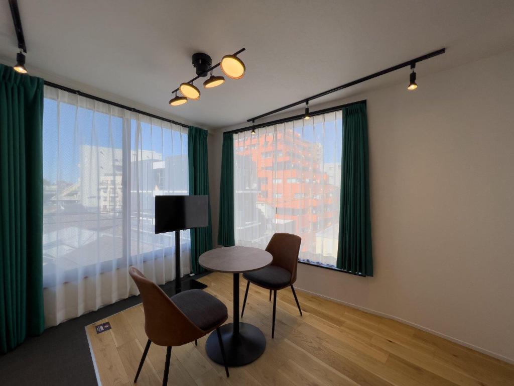 trias540, Tokyo (updated prices 2026)