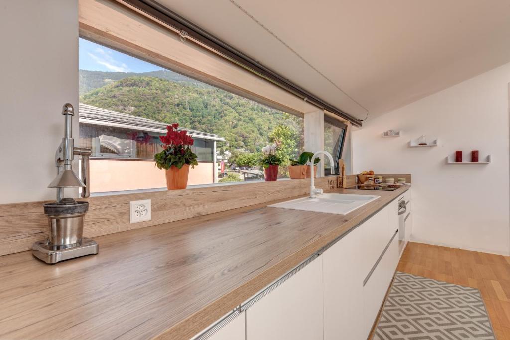 Nespecifikovaný výhled na hory nebo výhled na hory při pohledu z apartmánu