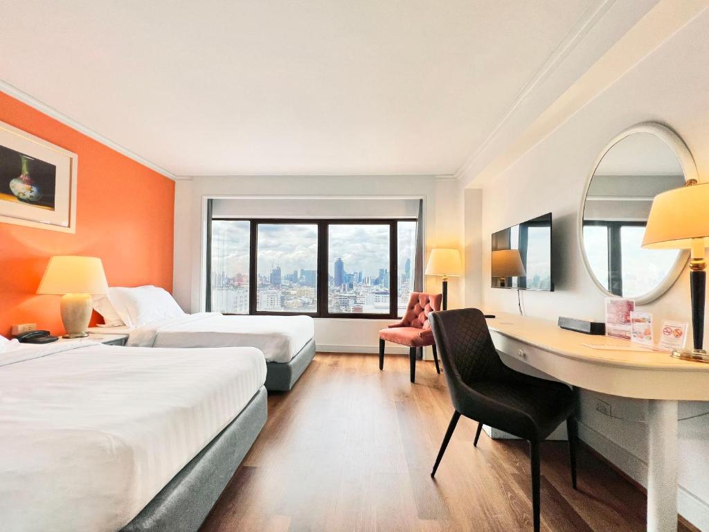 
Superior River View Twin
