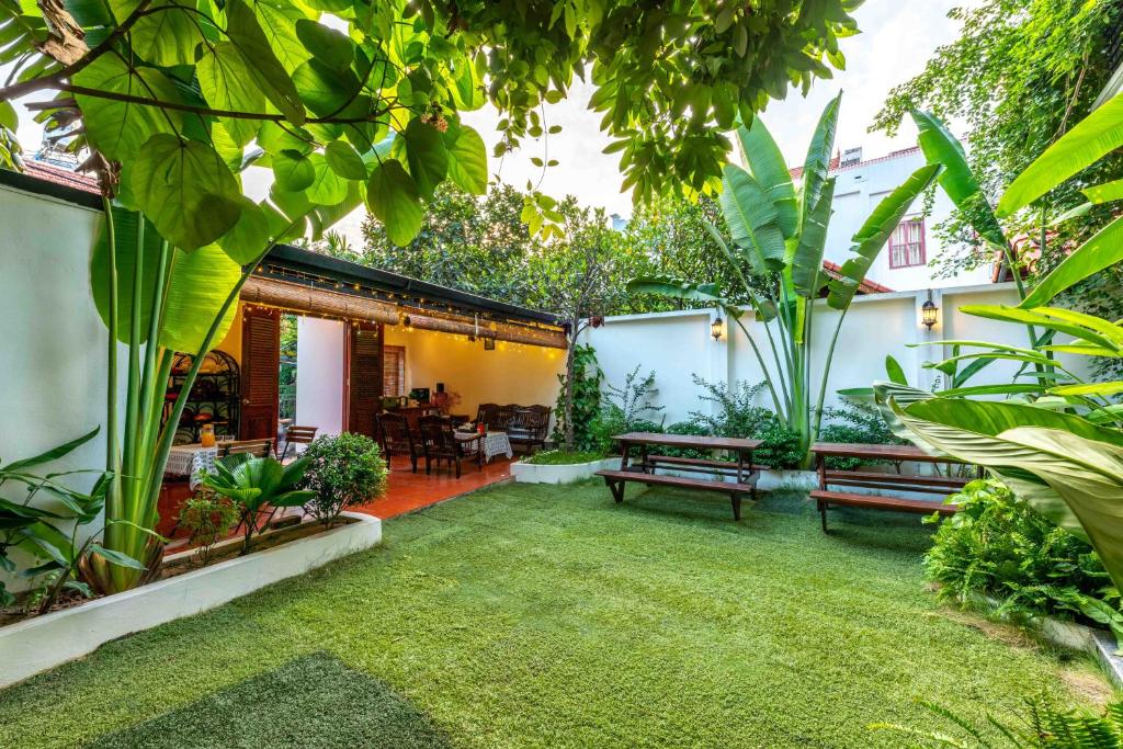 hợp tác vận hành homestay