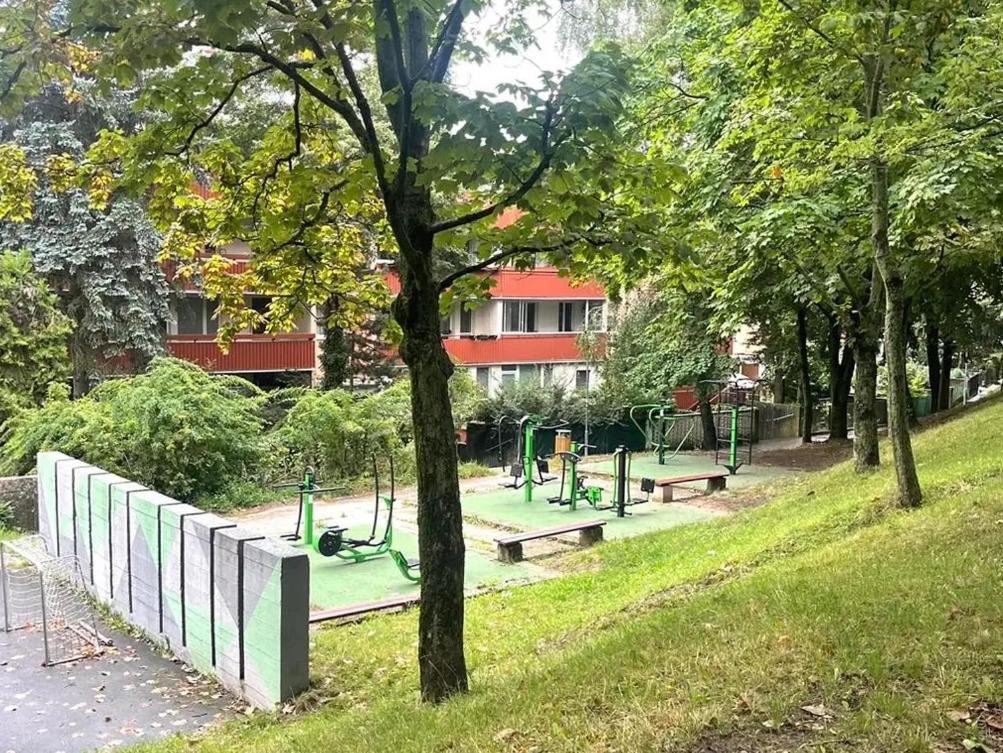 A garden outside Apartment Klimka with balcony, free wifi and free parking