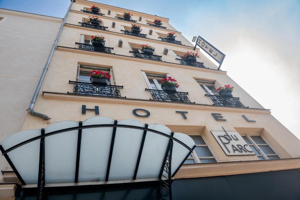 Hôtel du Parc Montparnasse - Resim 44