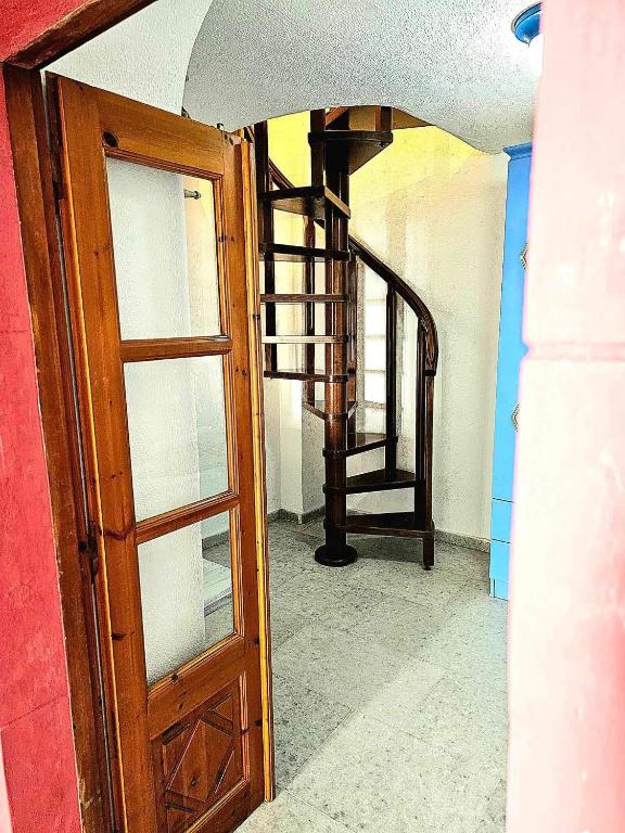 Amphitheater Cave Houses - 18