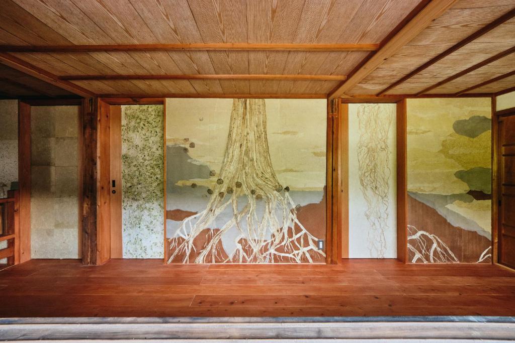 Fotografie z fotogalerie ubytování 和紙にまみれるワラビーランド v destinaci Mino