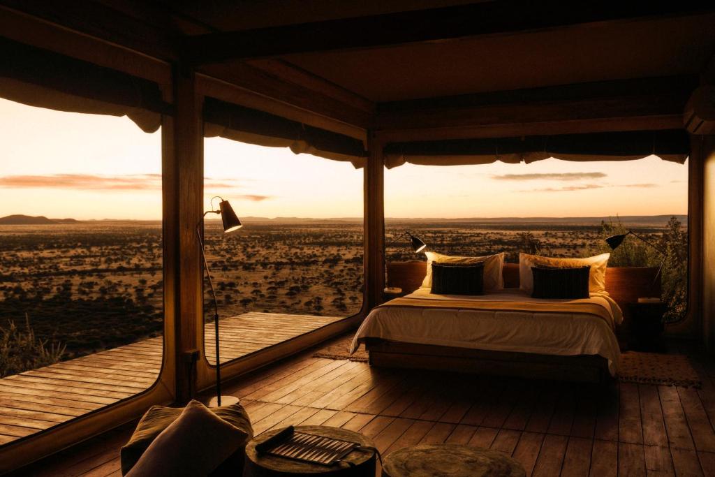 Katil atau katil-katil dalam bilik di Our Habitas Namibia